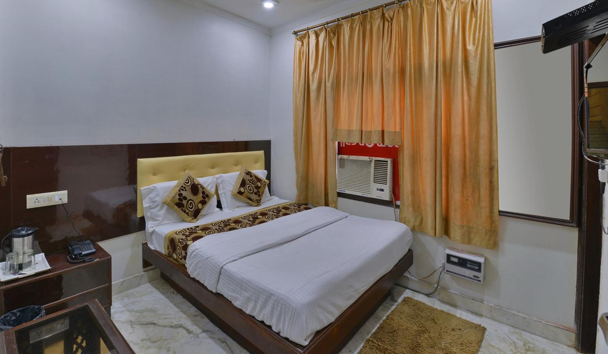 Family Hotel By Pg International นิวเดลี ภายนอก รูปภาพ
