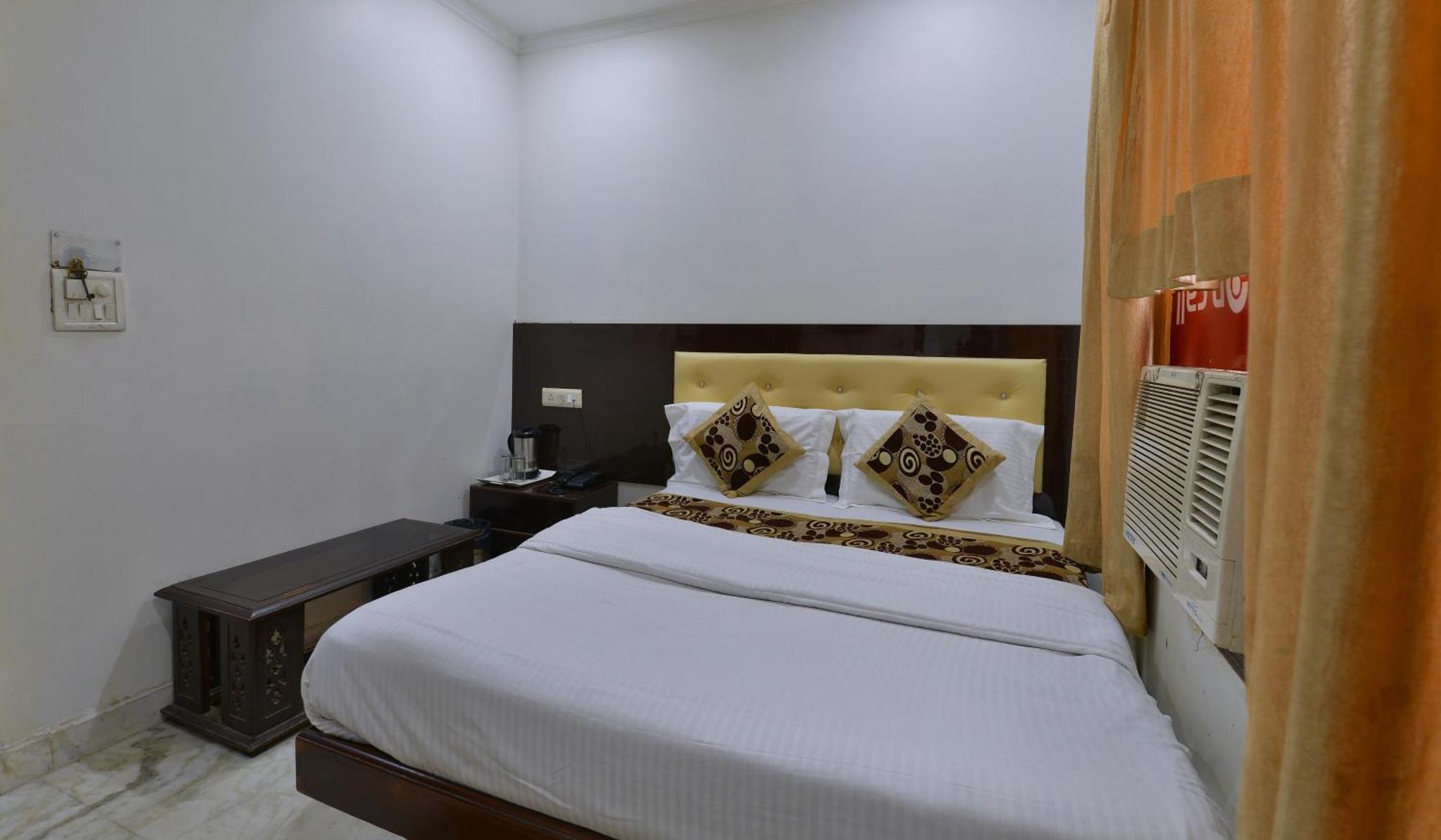Family Hotel By Pg International นิวเดลี ภายนอก รูปภาพ