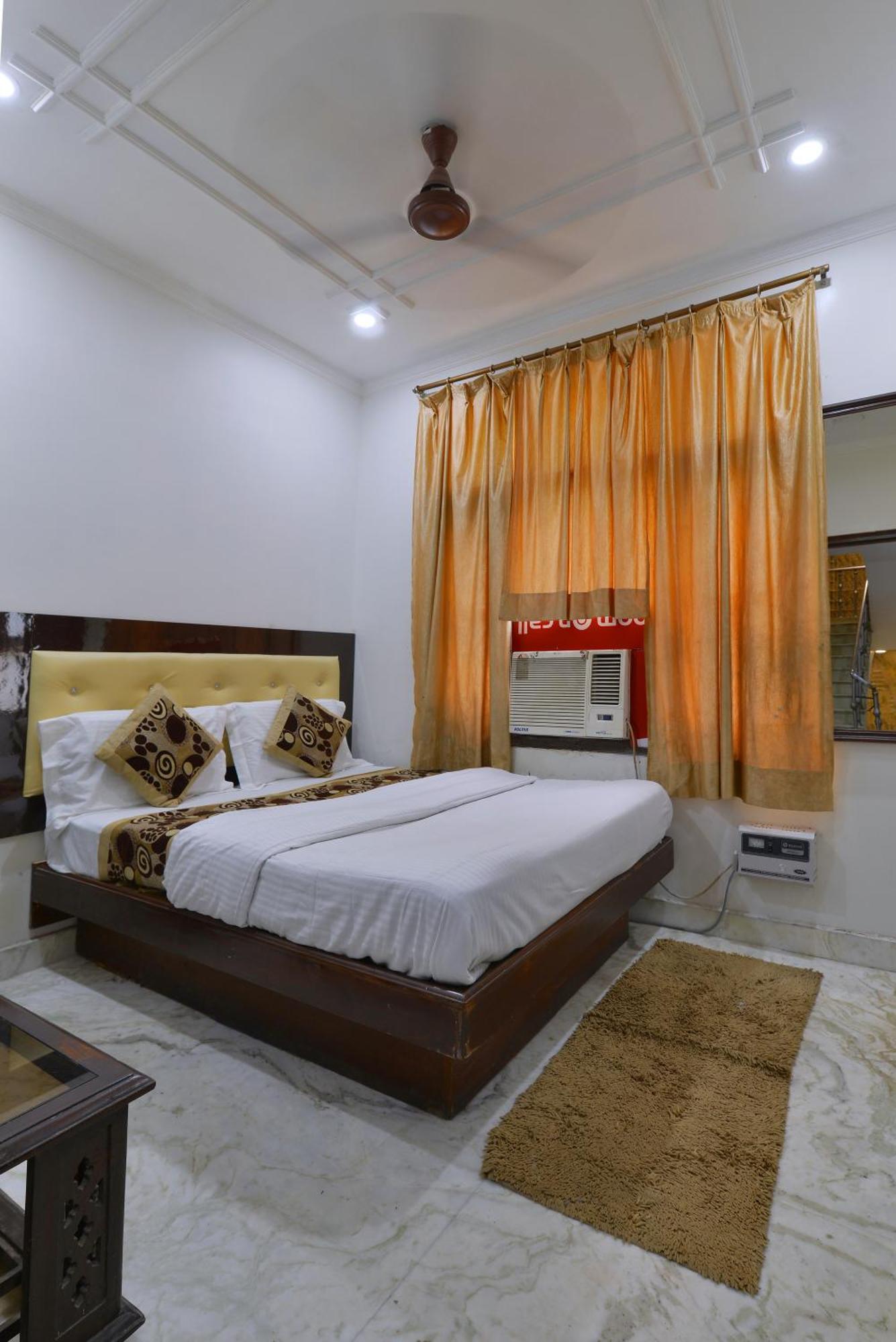 Family Hotel By Pg International นิวเดลี ภายนอก รูปภาพ